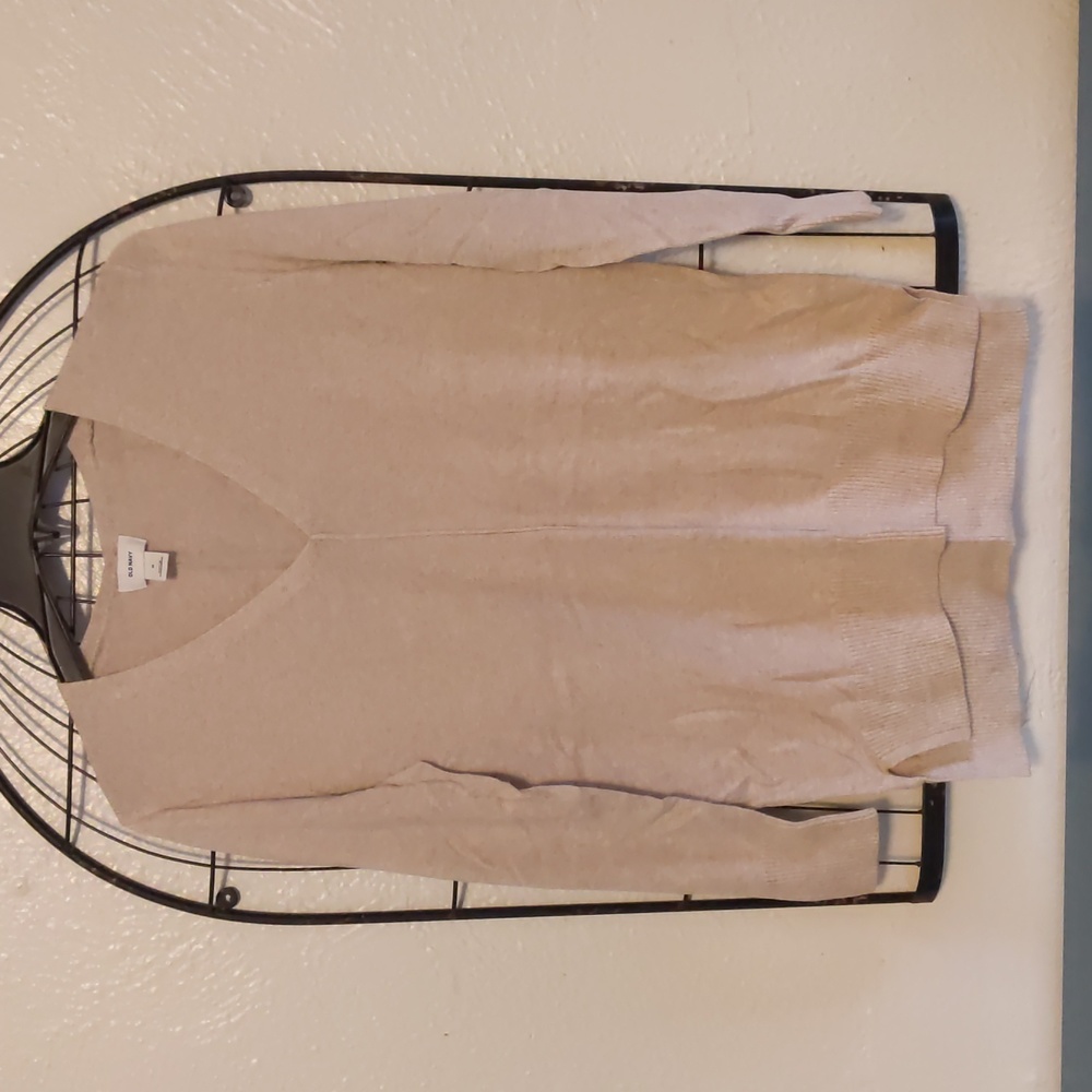 Women's Old Navy oatmeal sweater, size medium